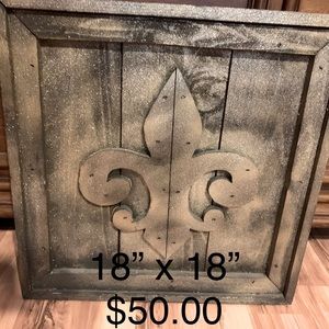 18”x18” ~FLEUR DE LIS~ Stained dark W/ GOLD FLAKES.